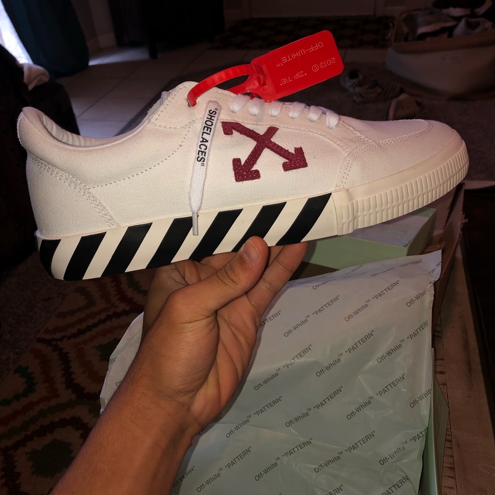 Off-white Vulcanized low